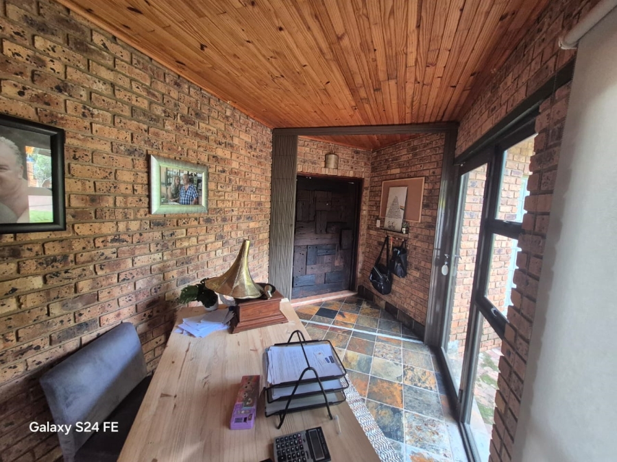 4 Bedroom Property for Sale in Cashan North West